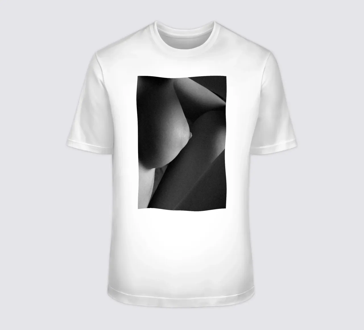 Breast in profile t-shirt da Dave Hare Photography