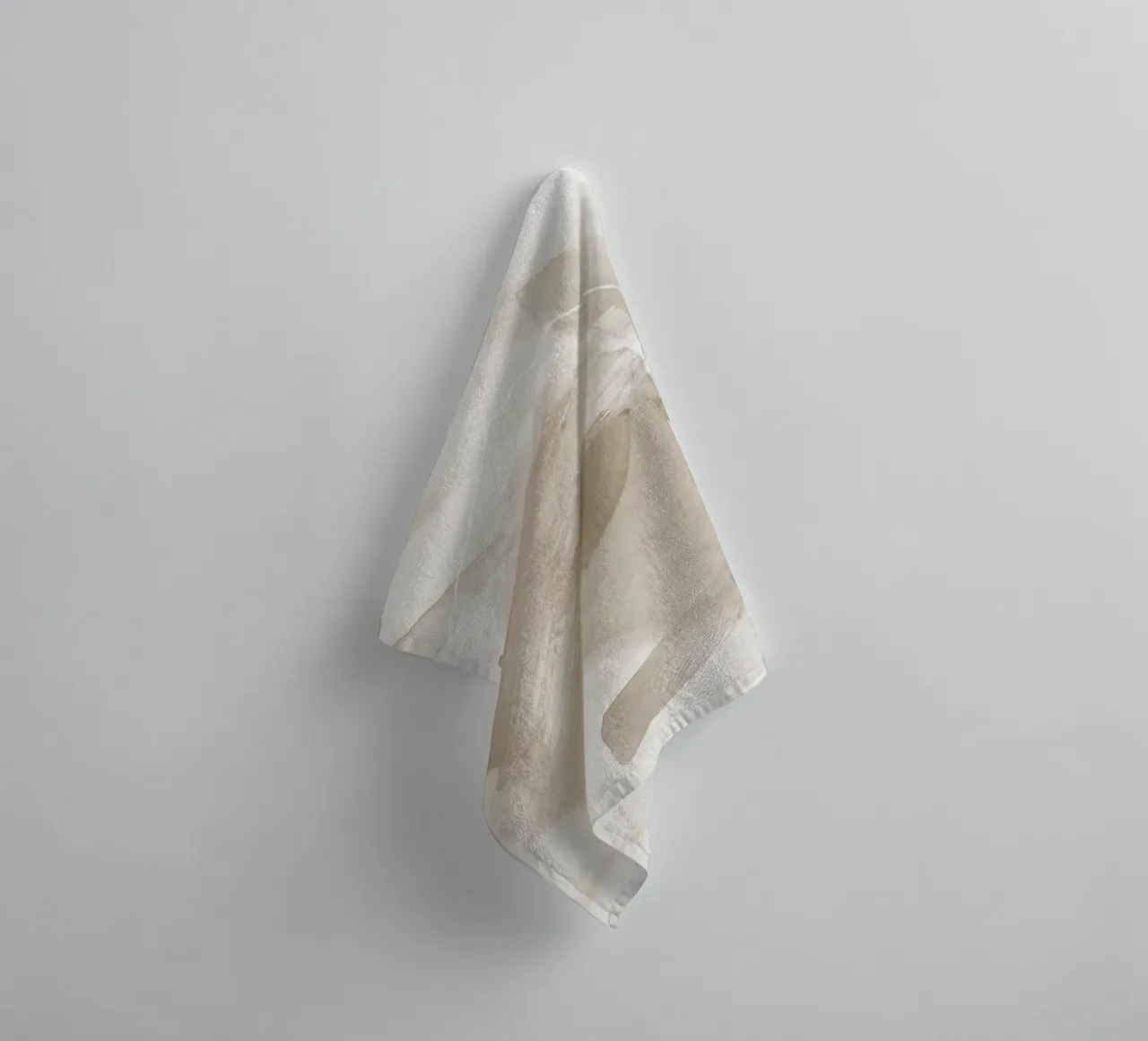 Pennellate di beige 2 asciugamano da bagno da NouveauPrints
