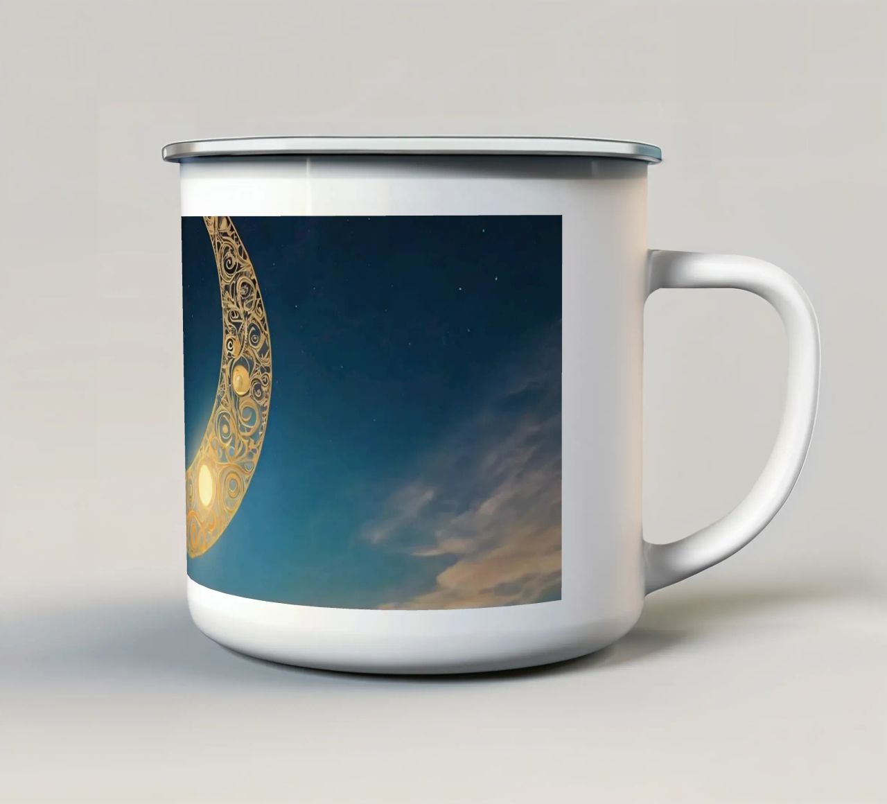 Luna crescente dorata illuminata in un cielo crepuscolare al tramonto tazza in smalto da DesignDoodle