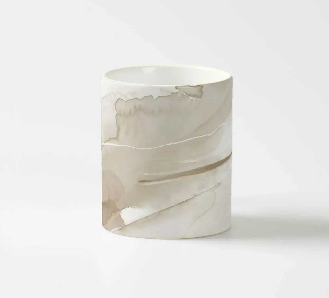 Coups de pinceau dans les tons beiges 1 mug en céramique de NouveauPrints