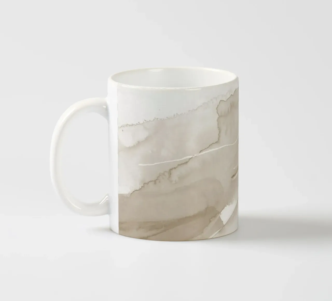 Coups de pinceau dans les tons beiges 1 mug en céramique de NouveauPrints