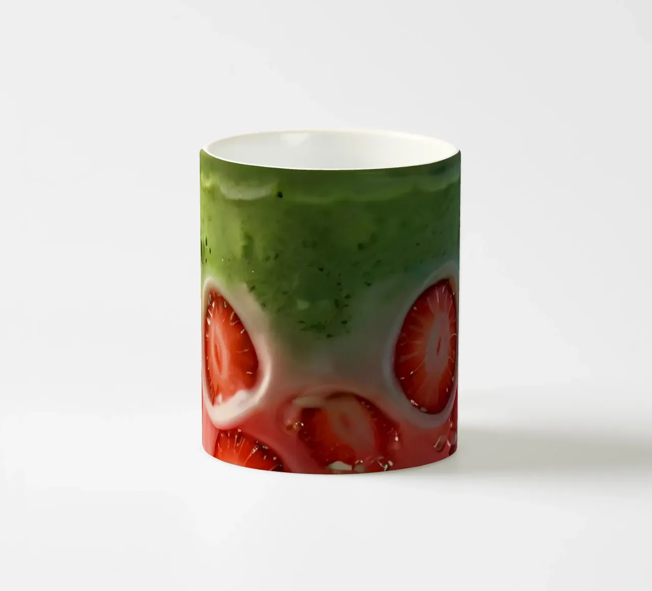 Rinfrescante dessert a strati verde e rosa con fragole tazza in ceramica da DesignDoodle