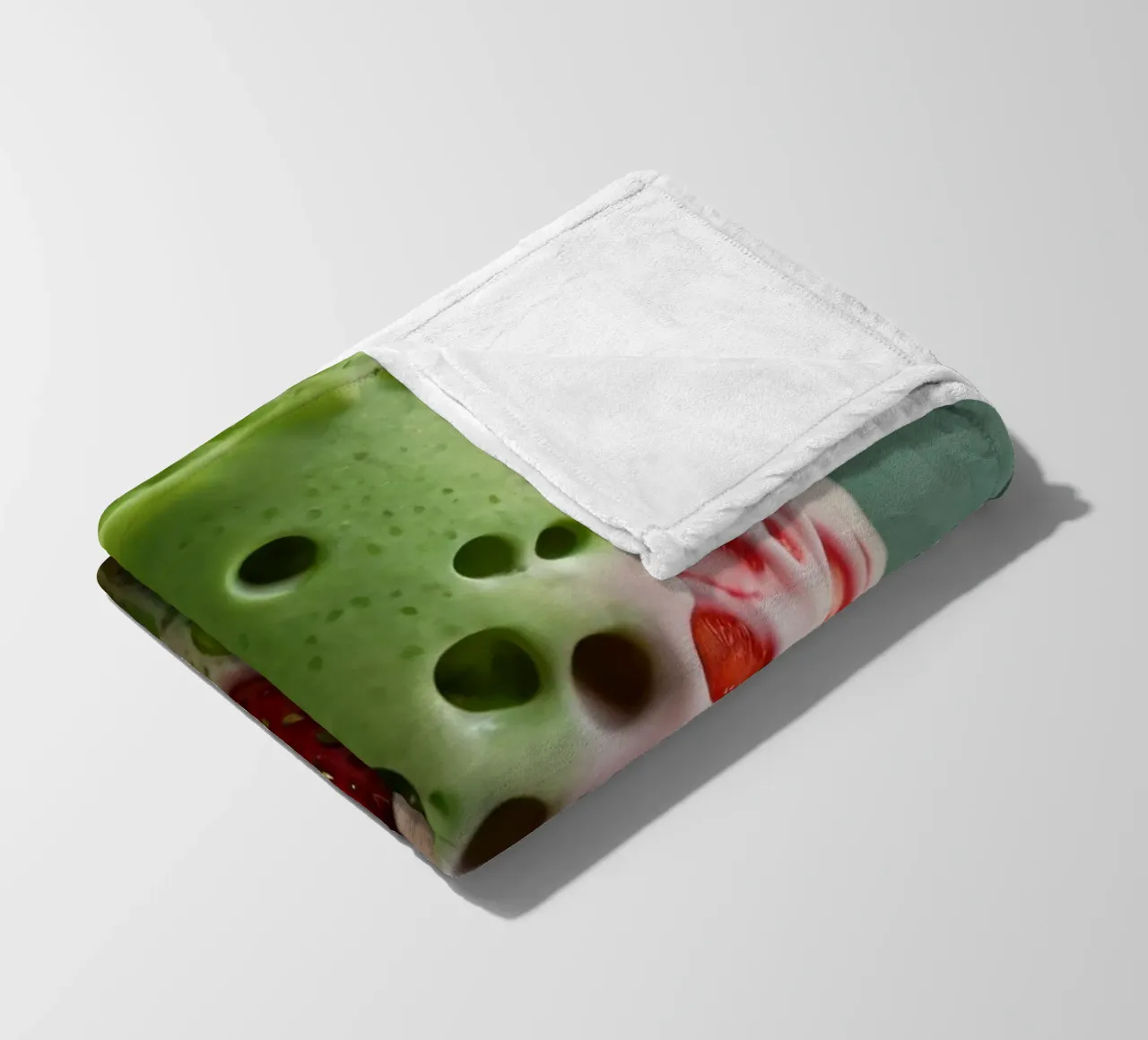 Bevanda rinfrescante a base di verde e fragole servita a strati coperta in pile da DesignDoodle
