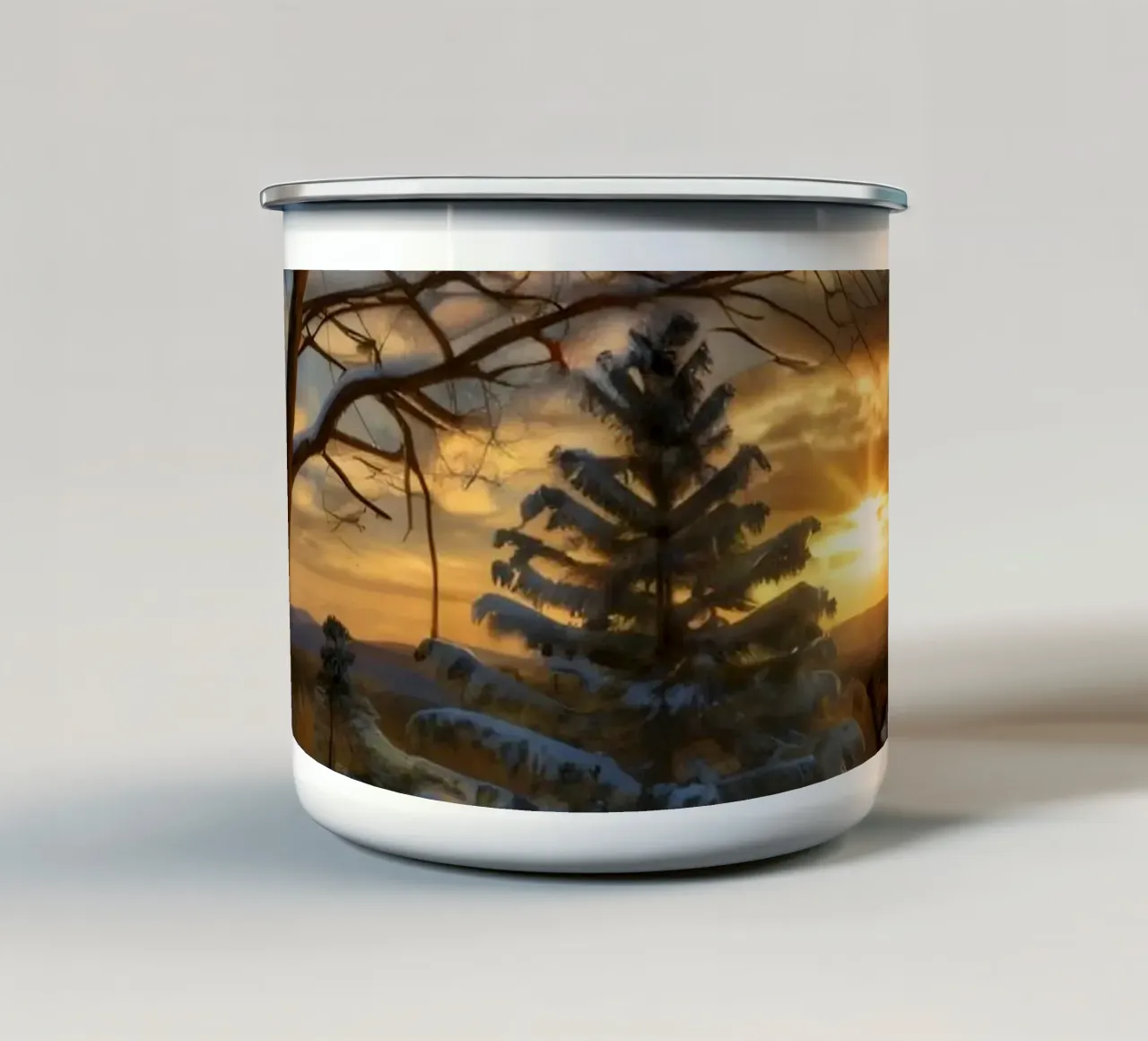 Tramonto invernale su un paesaggio innevato con alberi in primo piano tazza in smalto da DesignDoodle