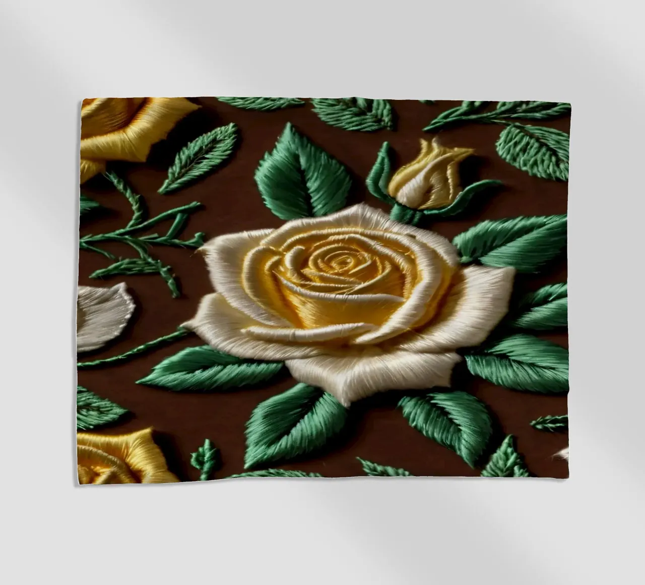Rose ricamate di ottima fattura su un tessuto marrone telo mare da DesignDoodle
