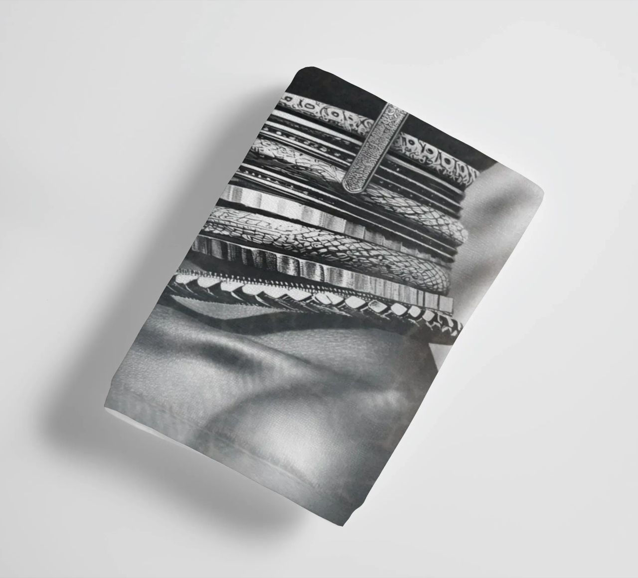 Zwarte modevrouw badhanddoek van Carinaprint