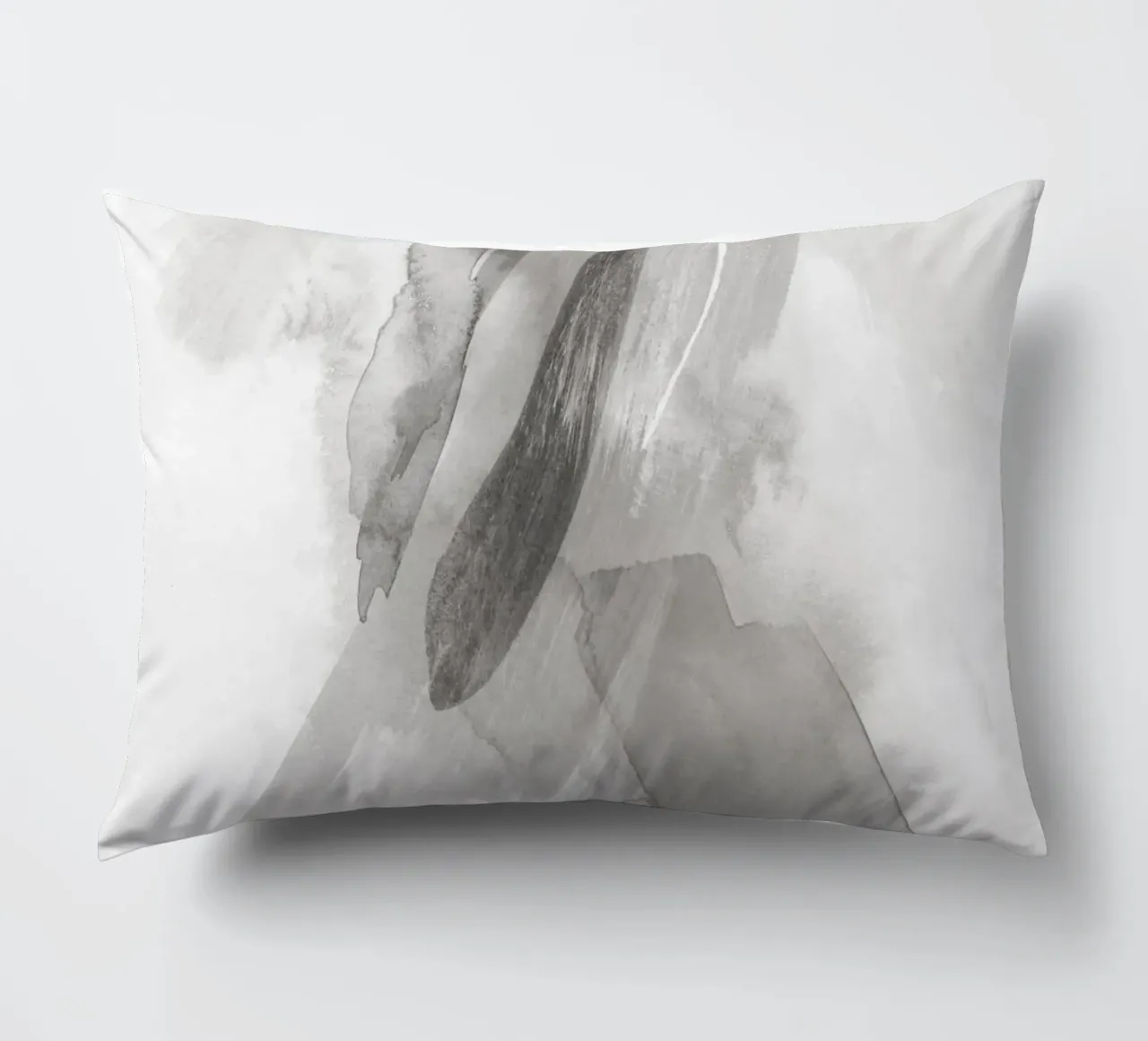 Pennellate toni di grigio 3 cuscino da NouveauPrints