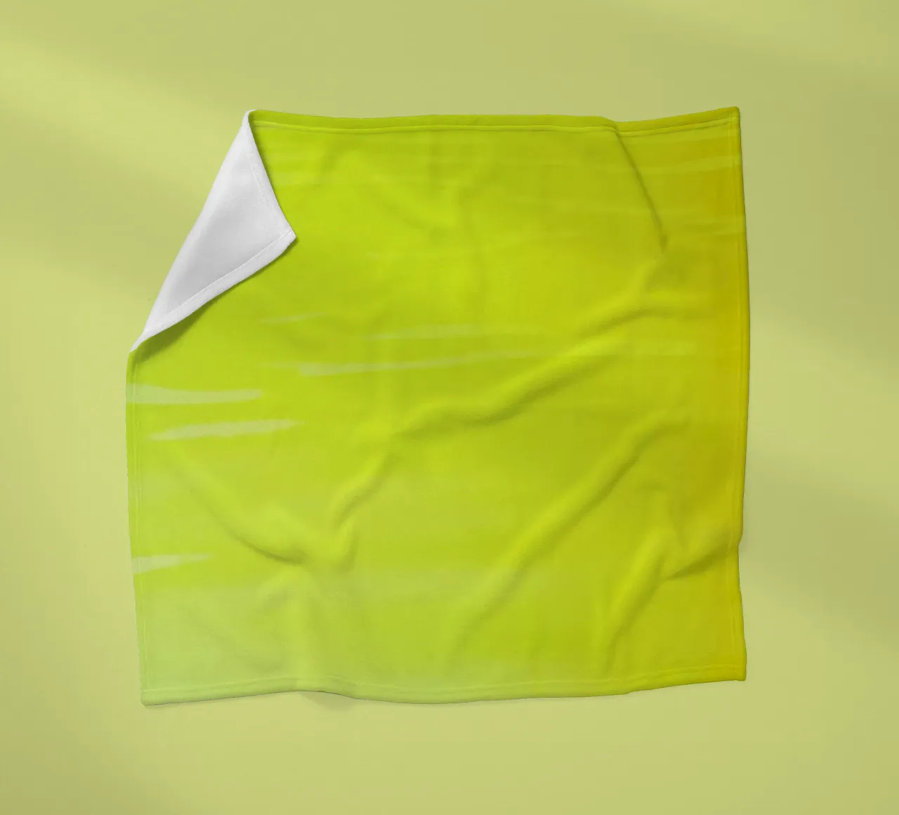 Hyperion coperta in pile da Elena Veronese