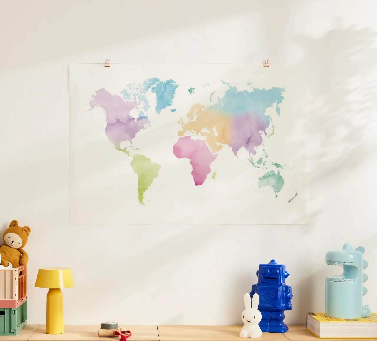Mappa del mondo ad acquerello - colori vivaci poster con telaio in alluminio da NouveauPrints