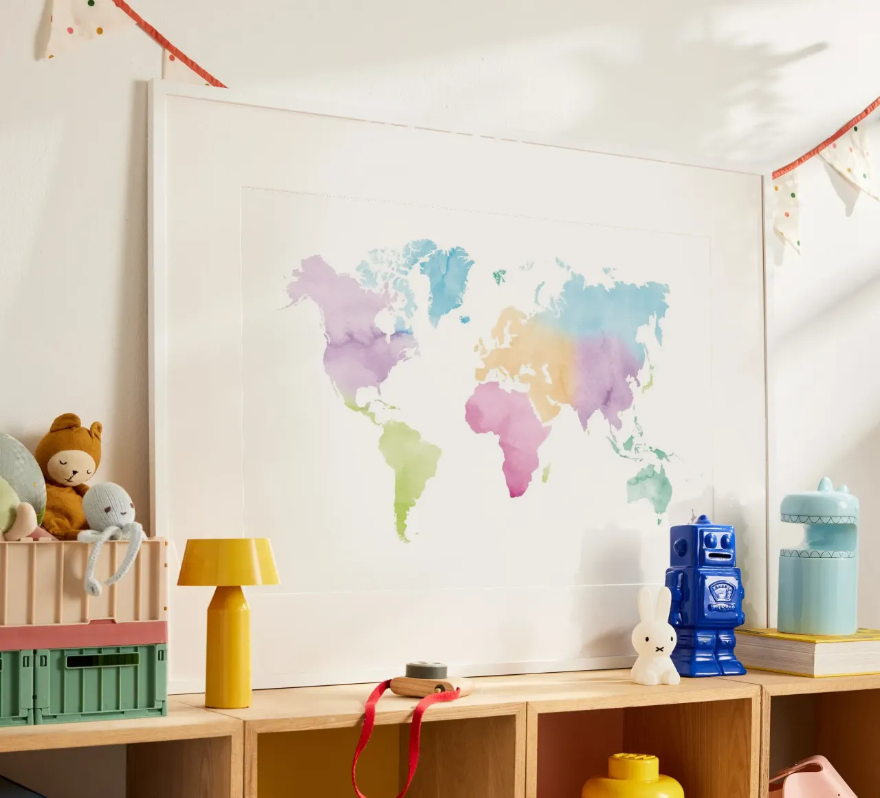Mappa del mondo ad acquerello - colori vivaci poster con telaio in alluminio da NouveauPrints