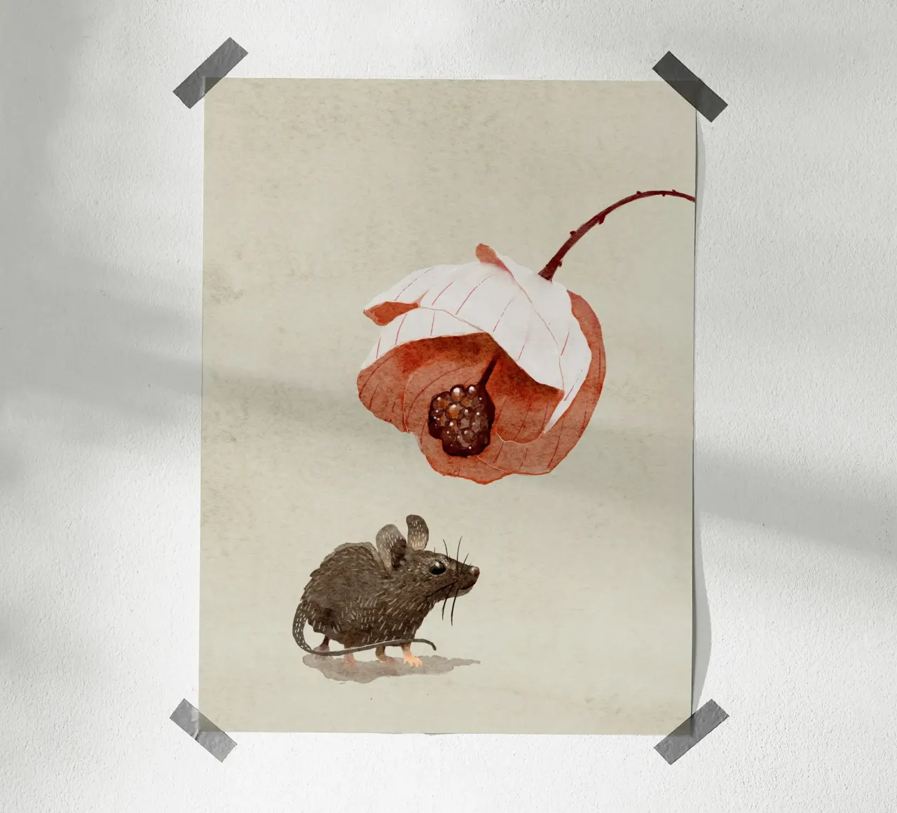 Topo e fiore poster con telaio in alluminio da Katie O'Shea