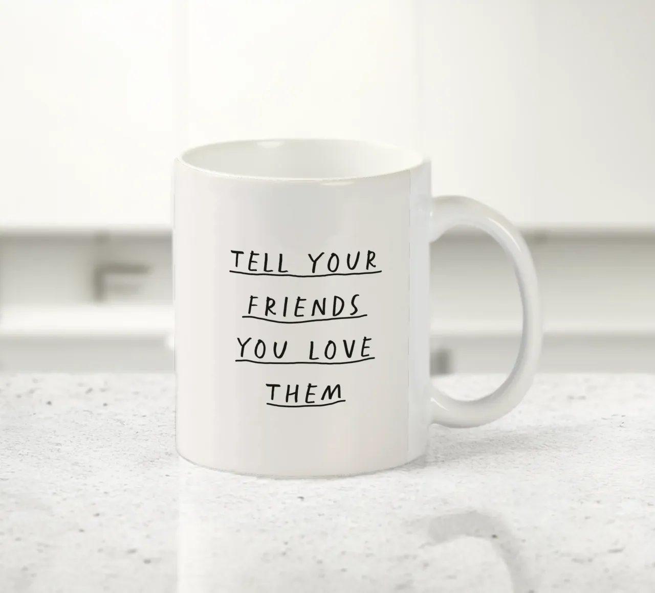 Dite ai vostri amici che li amate, stampa sentimentale sull'amicizia tazza in ceramica da THE MOTIVATED TYPE