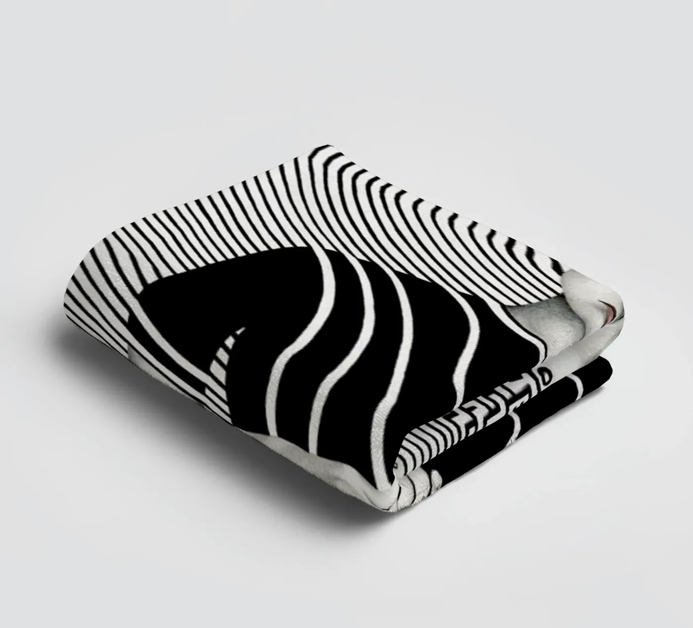 Mara towel by Sofia Bonati