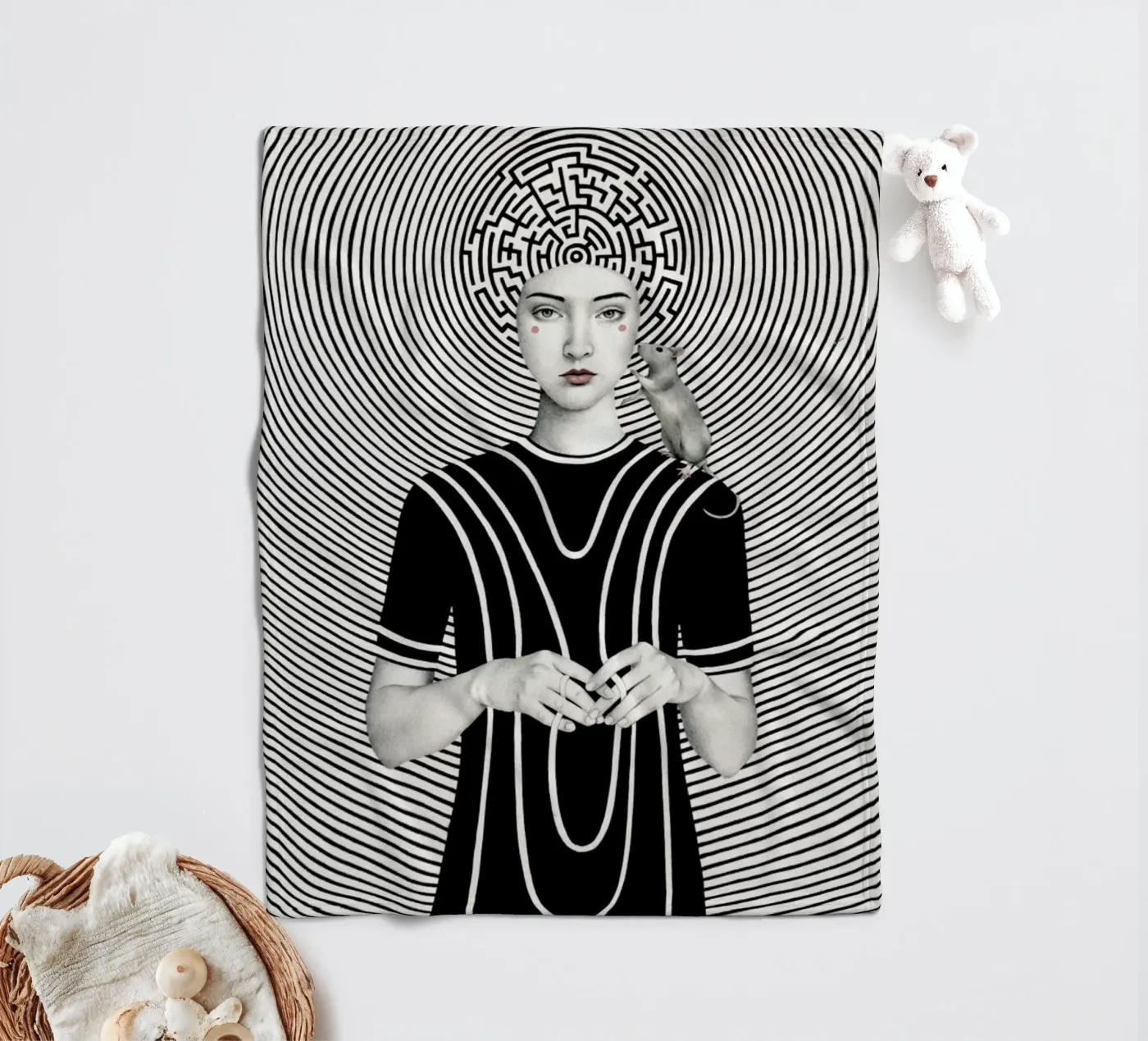 Mara fleece blanket by Sofia Bonati