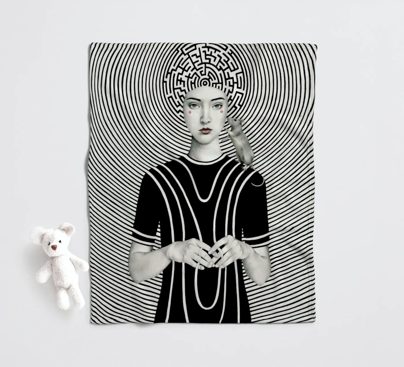 Mara fleece blanket by Sofia Bonati