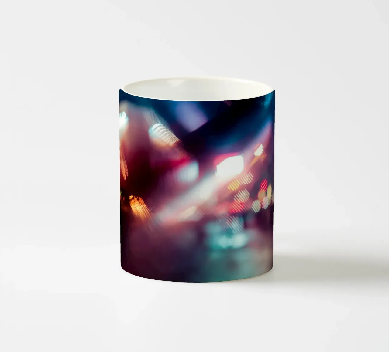 Abstrakt Lights London tazza in ceramica da Flo Klein