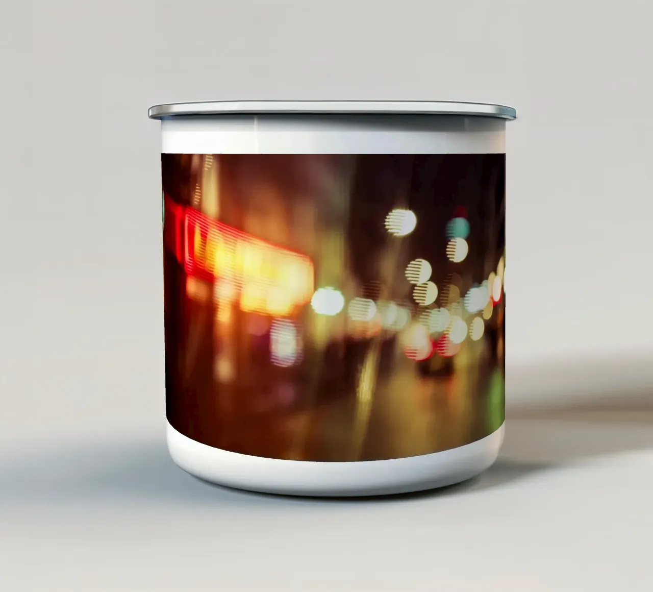 London Lights tazza in smalto da Flo Klein