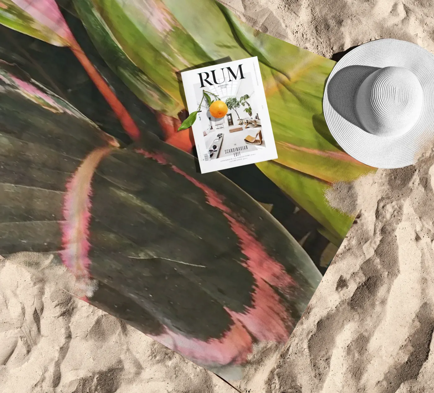 Bladrijk strandhanddoek van Cassia Beck Photography