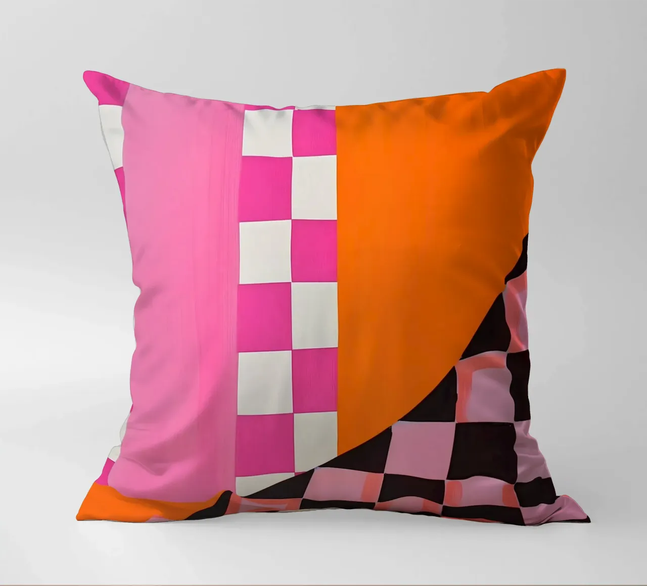 Pink and Orange Abstract Checks cuscino da Gypsy Galleria