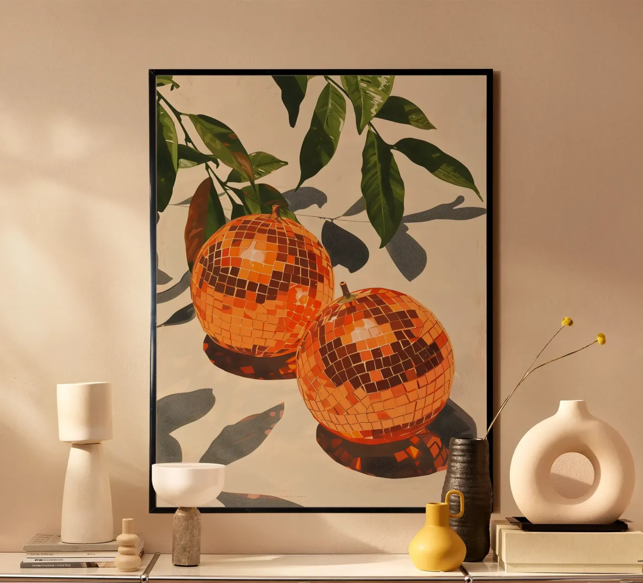 Orange Disco poster con telaio in legno da Gypsy Galleria