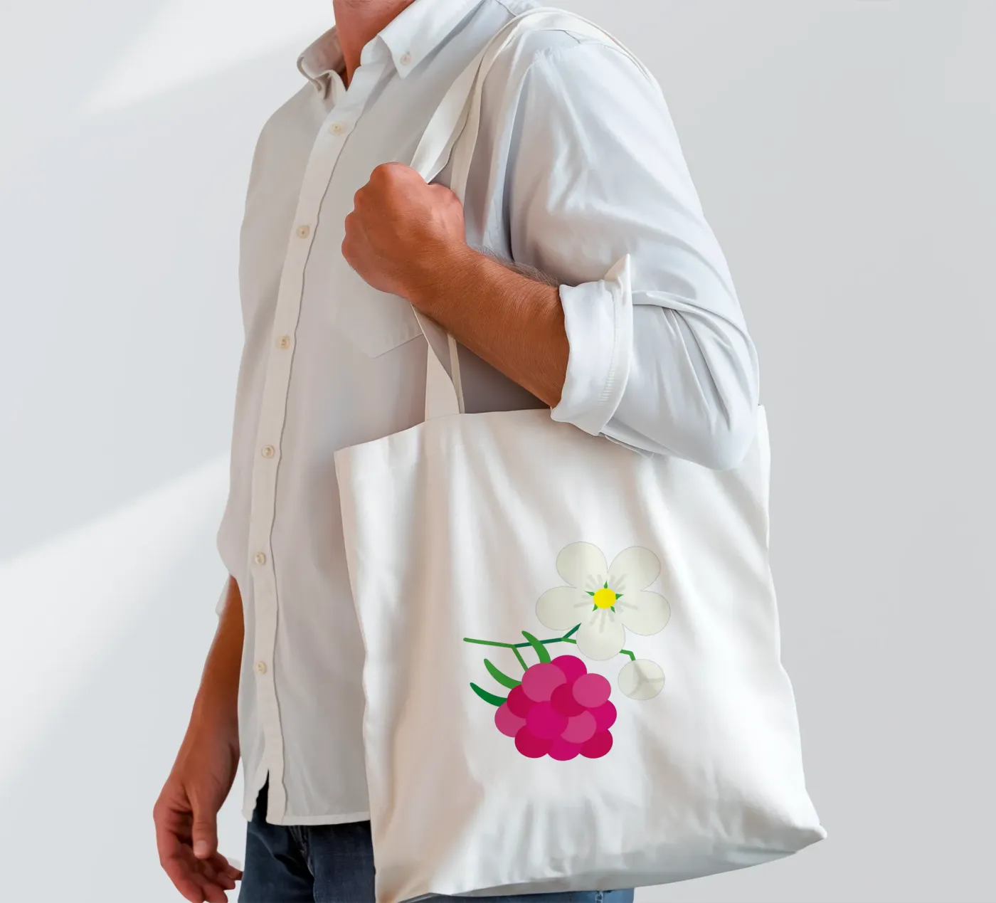Raspberry tote bag by Lidia Blomgren