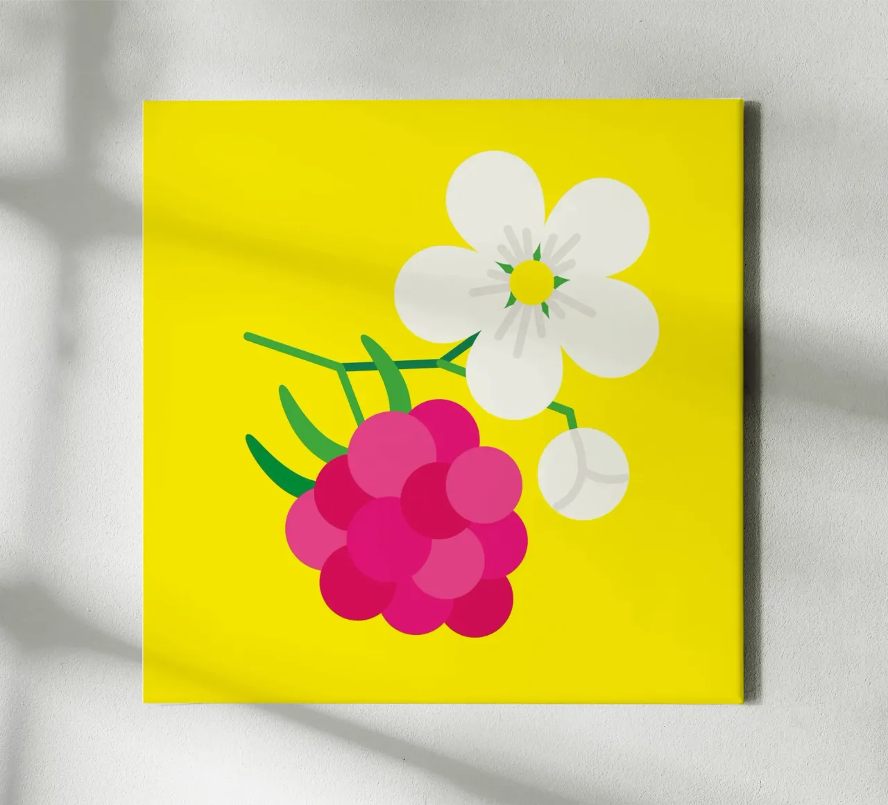 Raspberry Leinwand mit Schattenfugenrahmen von Lidia Blomgren