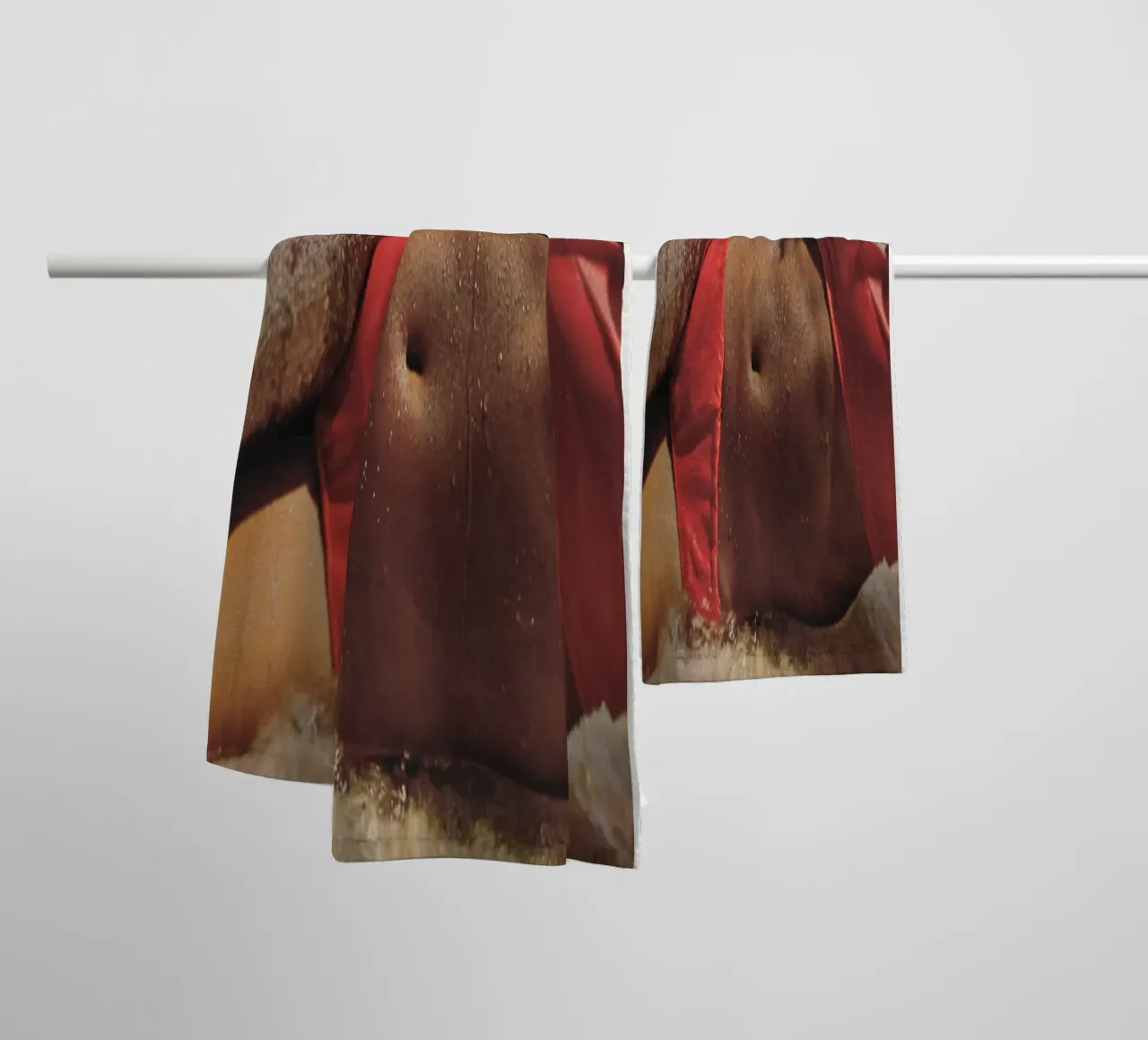 Retro-Bikini-Vibes Handtuch von Carinaprint