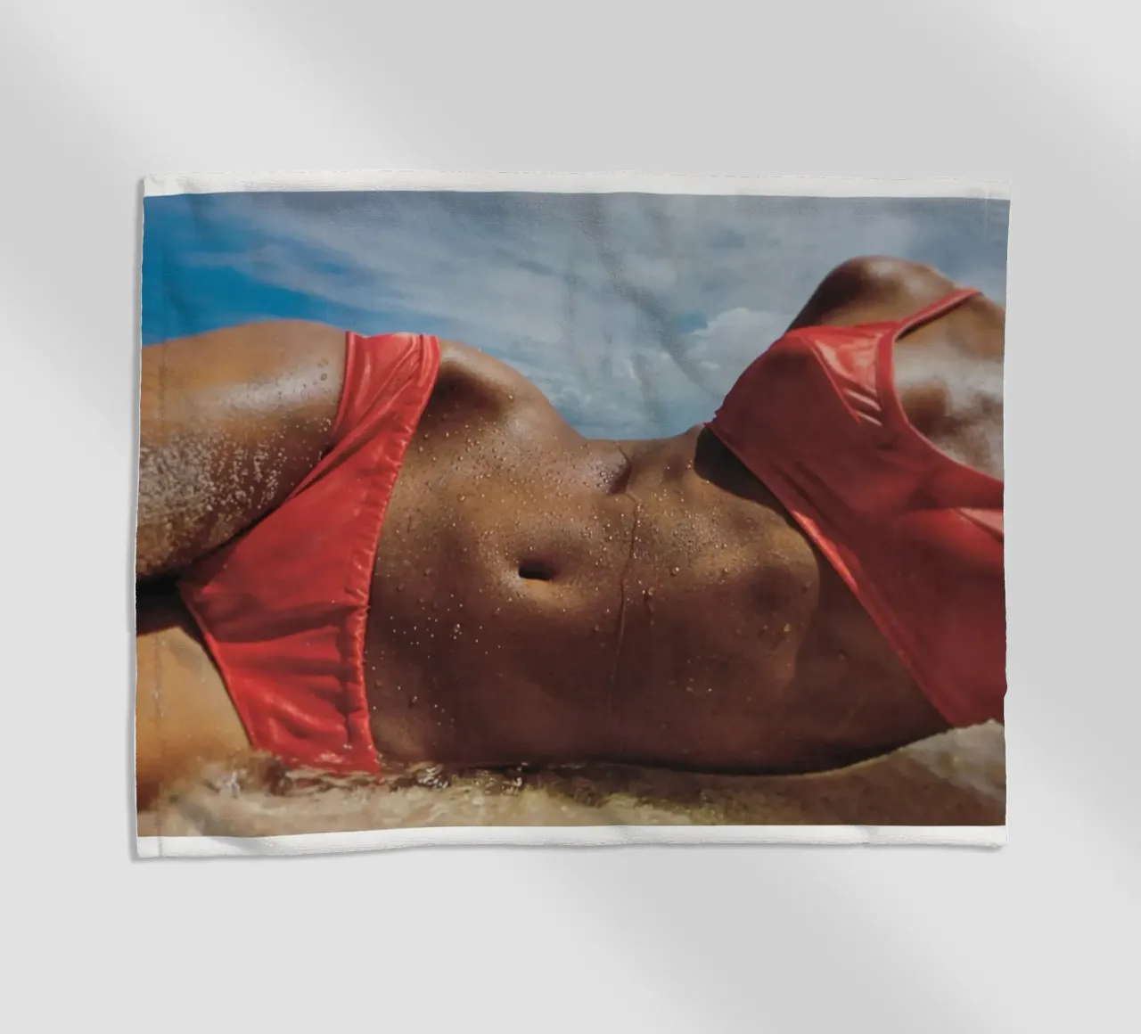 Vibrazioni da bikini retrò telo mare da Carinaprint
