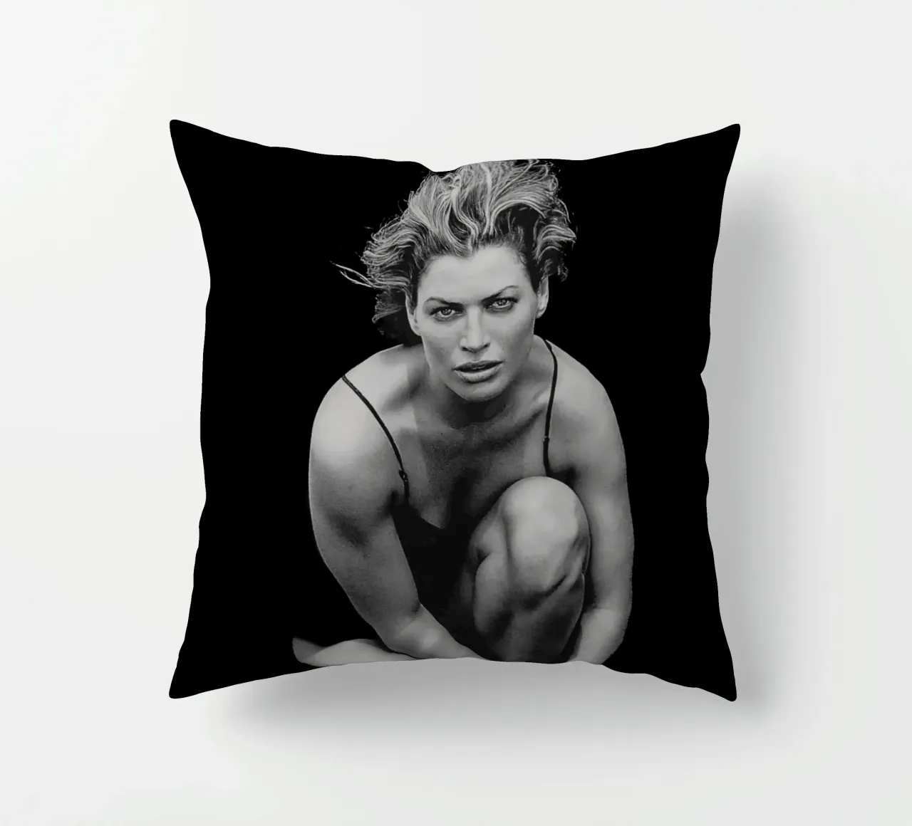 Model Carre Otis B&W cuscino da Carinaprint