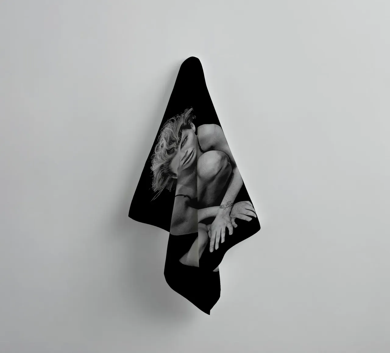 Model Carre Otis B&W asciugamano da bagno da Carinaprint