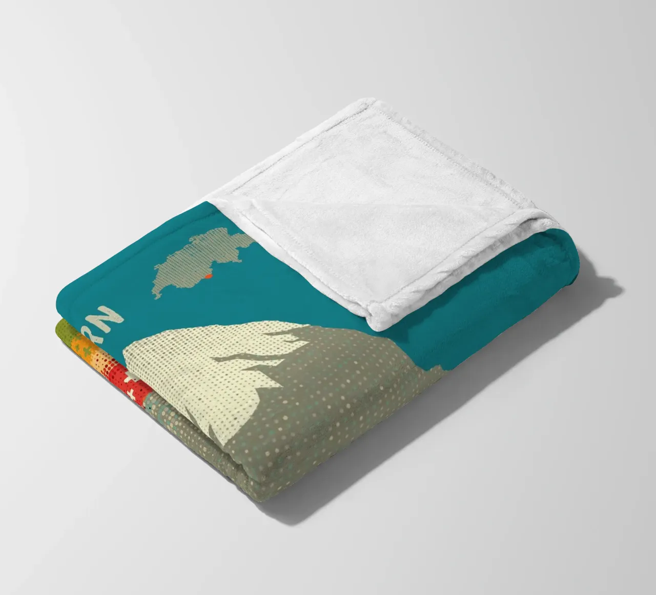 Il Cervino coperta in pile da The Printed Sparrow