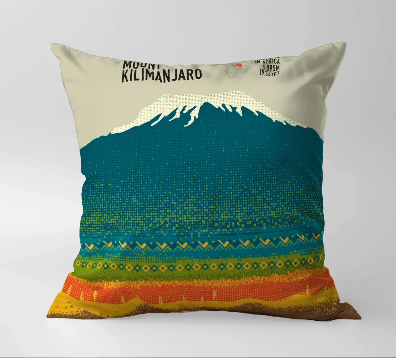 Monte Kilimangiaro cuscino da The Printed Sparrow