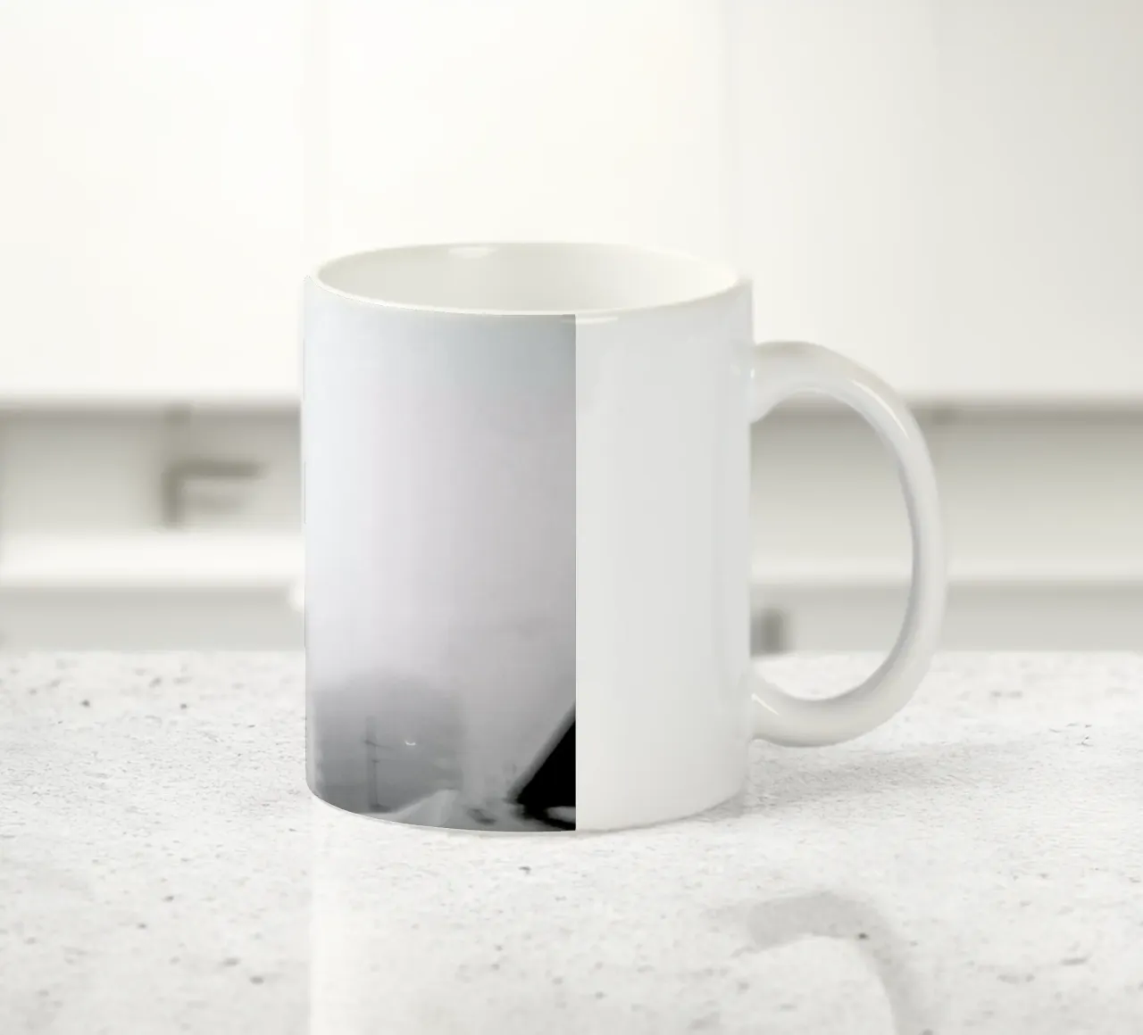 Reykjavík in the mist 2 tazza in ceramica da Nur Mut