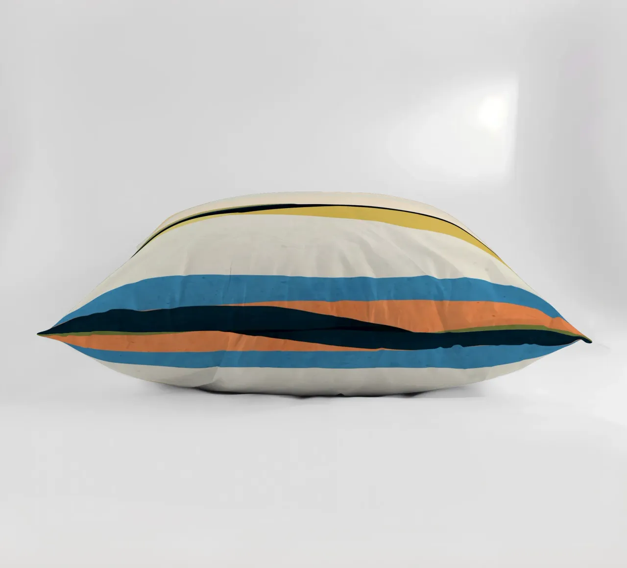 Paesaggio colorato 2 cuscino da ThingDesign