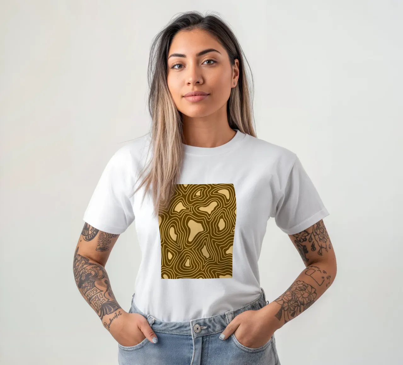 Linee d'onda minimaliste t-shirt da MODERN NUANCE