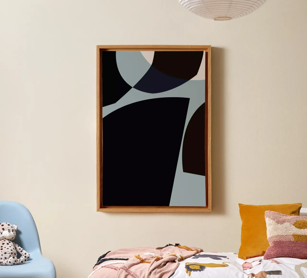 Bloom 4 Leinwand mit Schattenfugenrahmen von Jonathan Lawes