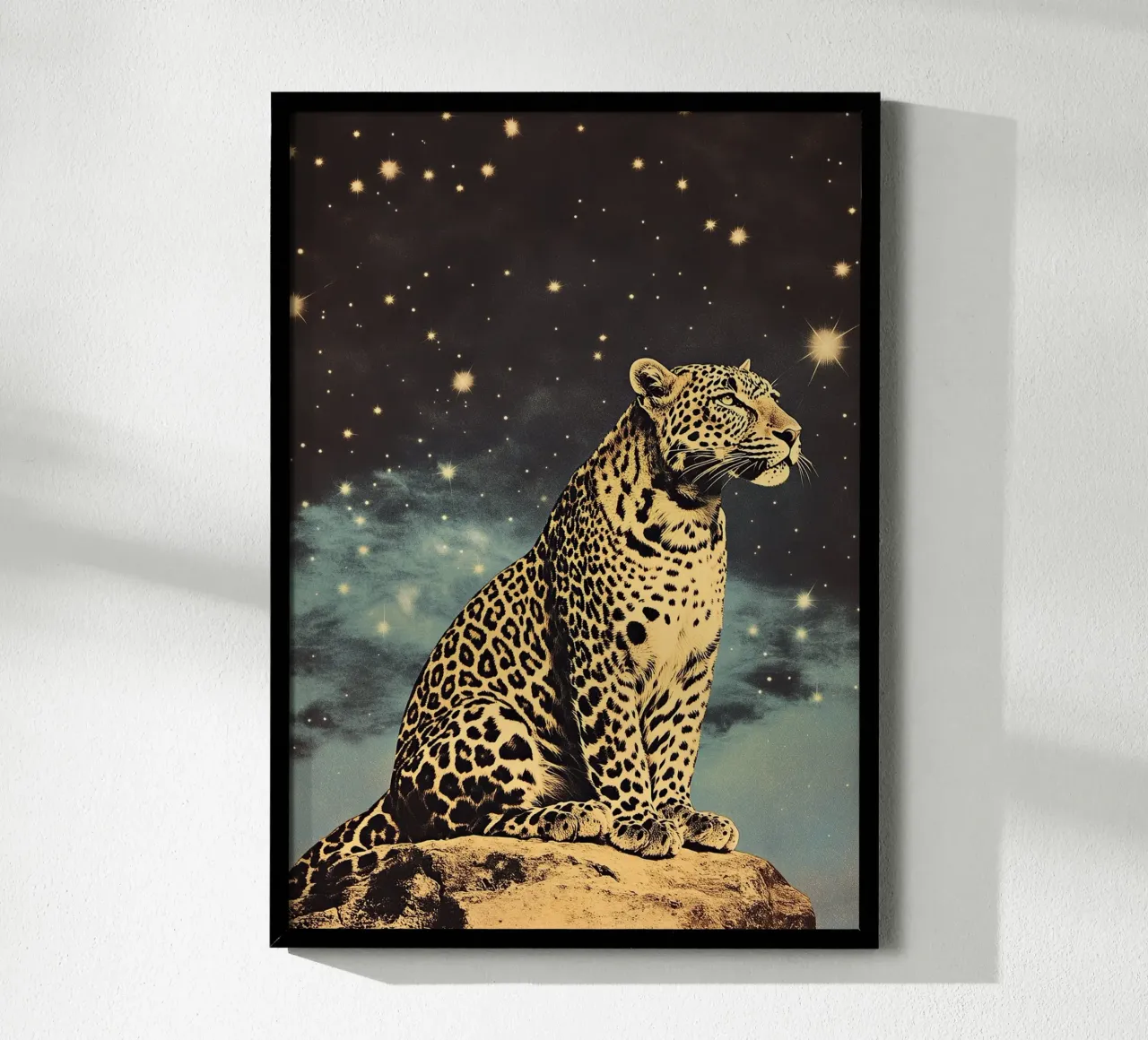 Leopardo - Un lampo nella notte poster con telaio in legno da Nikis Art Studio