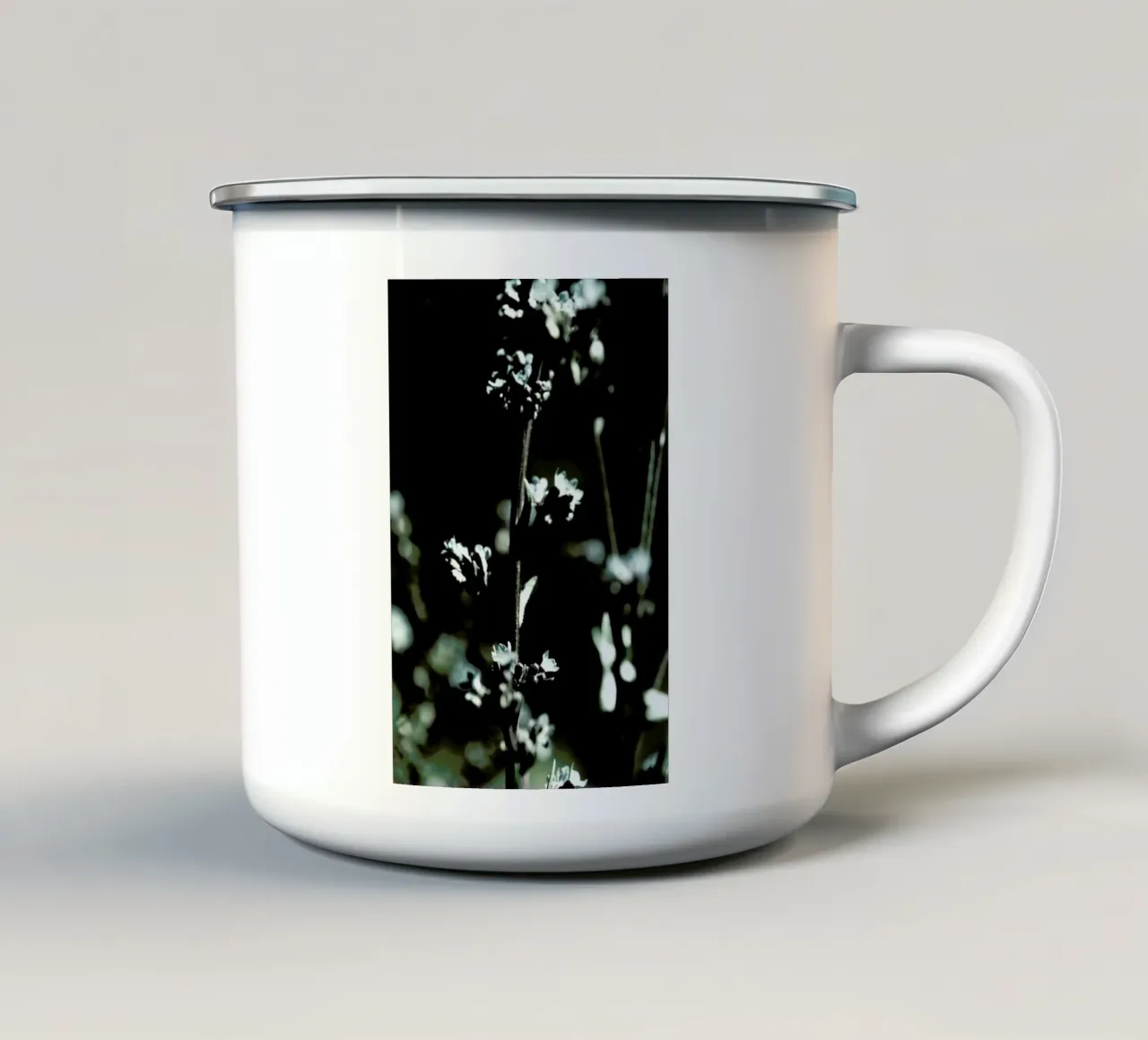 Wild Flower 01 tazza in smalto da Froilein Juno