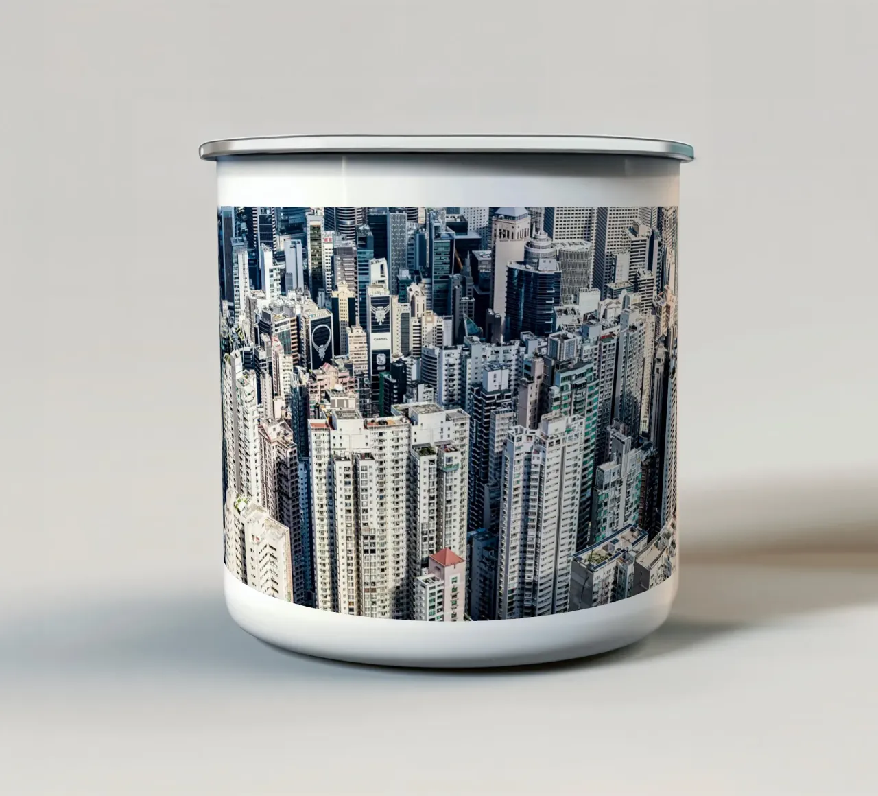 Skyscrapers of Hongkong tazza in smalto da Mathias Remmling Photography