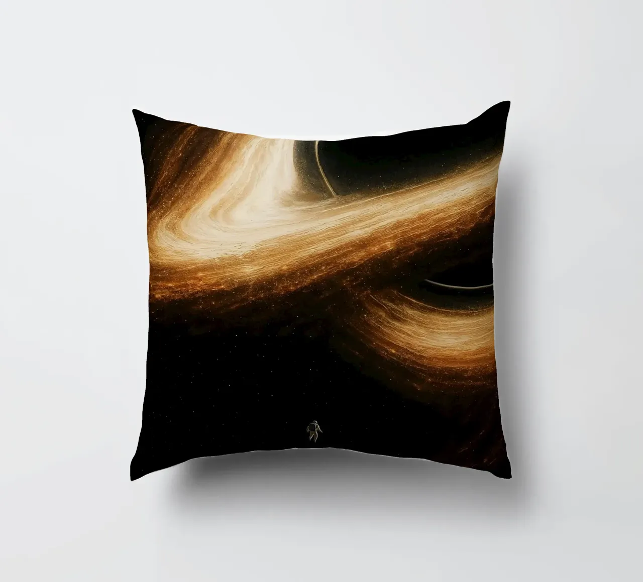 Interstellar Black Hole Gargantua cuscino da Lootprint