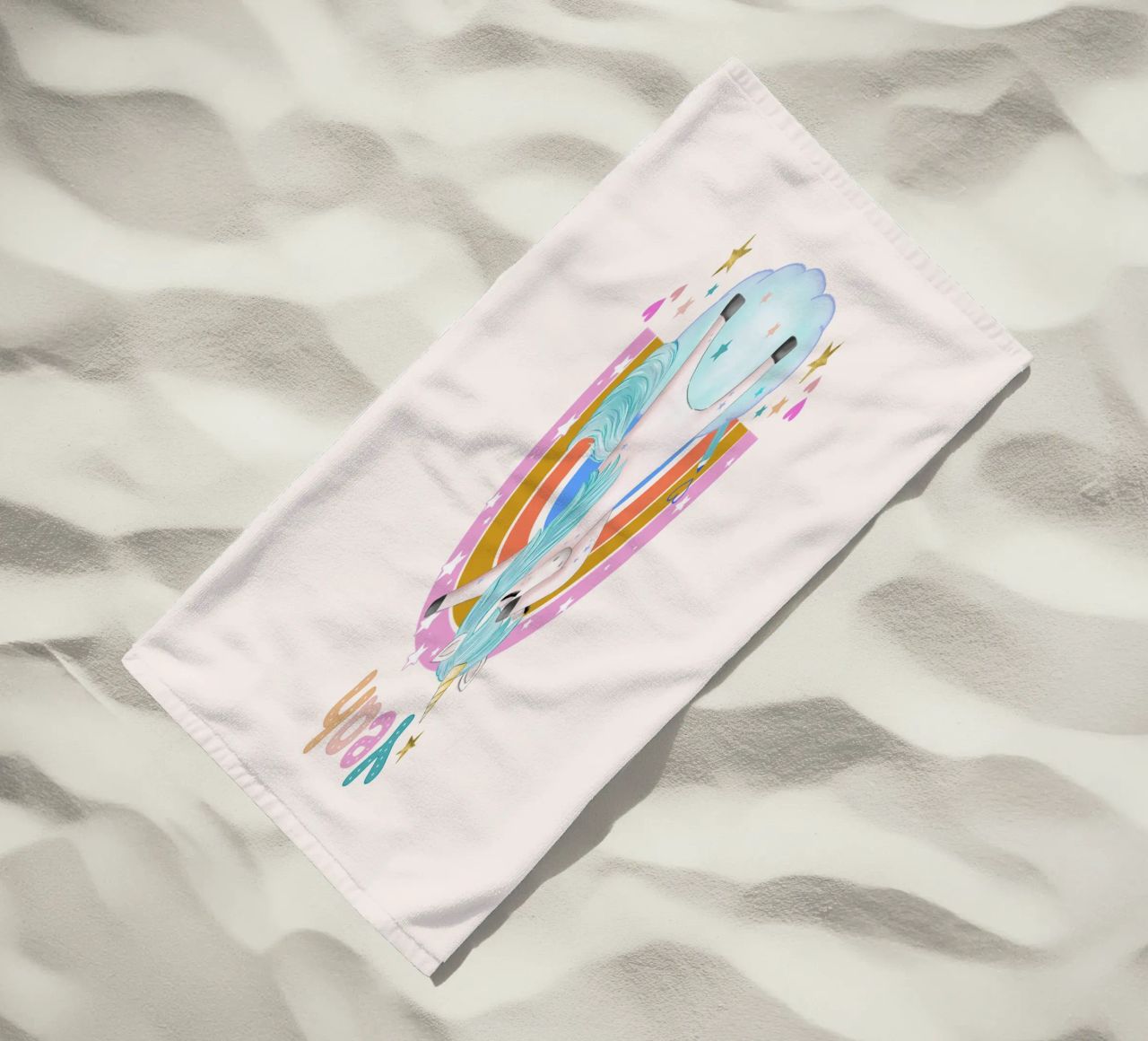Simpatico unicorno. Con arcobaleno. telo mare da CalliLetters