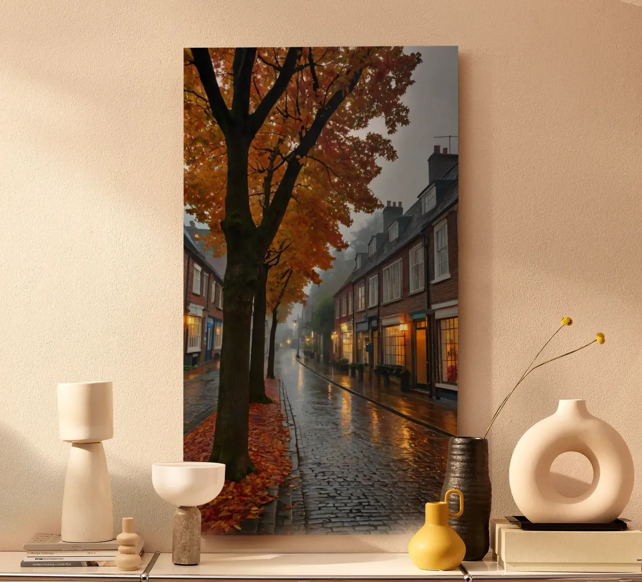 Una piovosa giornata autunnale in una pittoresca cittadina dalle strade acciottolate alluminio dibond da DesignDoodle