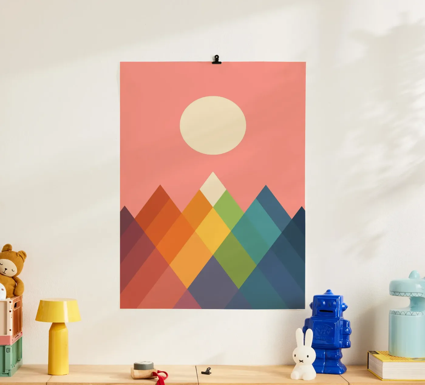 Regenbogengipfel Poster mit Holzrahmen von Andy Westface