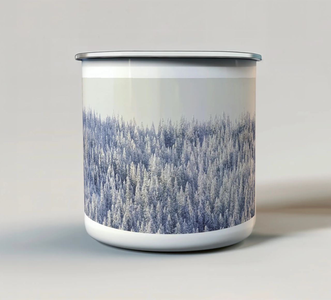 Winter Forest tazza in smalto da Nur Mut