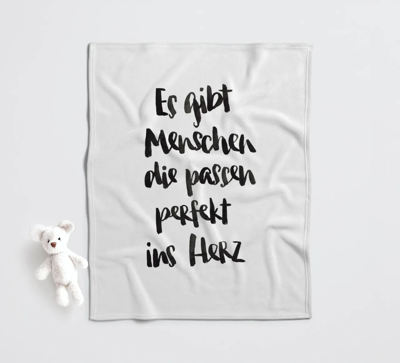 Perfekt ins Herz fleece blanket by Brushmeetspaper