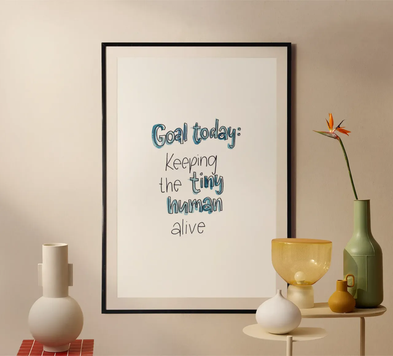 Tiny Human poster con telaio in alluminio da Brushmeetspaper