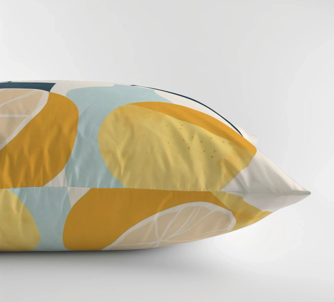 Natura morta minimalista: un tocco di freschezza 🍋🎨 cuscino da studiofox