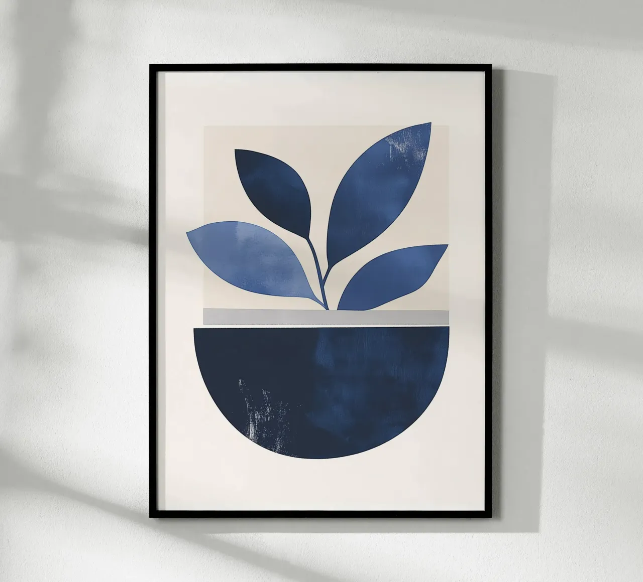 Natura morta minimalista : Vaso e foglie blu 🌀🎨🎨 poster con telaio in plastica da studiofox