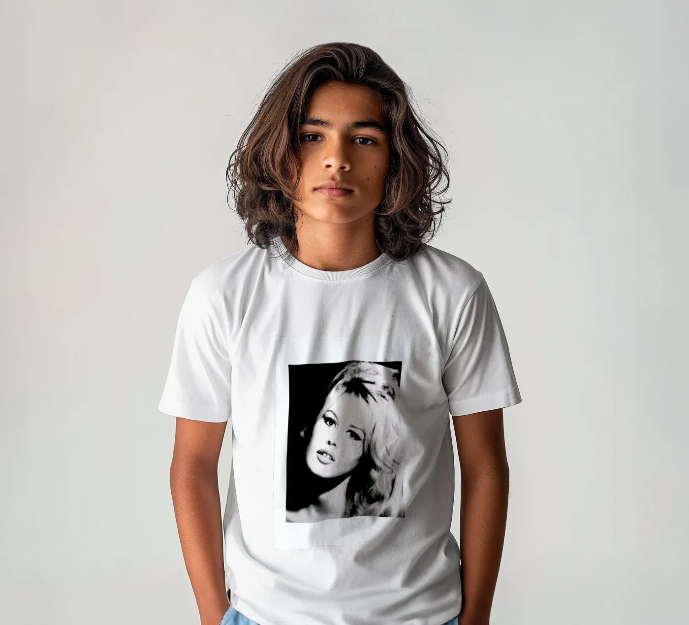 Brigitte Bardot t-shirt bambini da Gallery Print and Art Limited