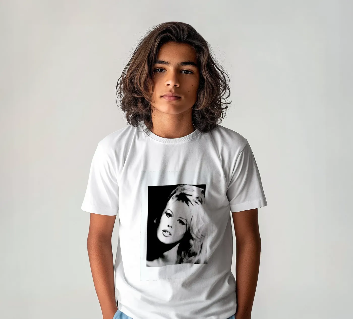 Brigitte Bardot t-shirt bambini da Gallery Print and Art Limited